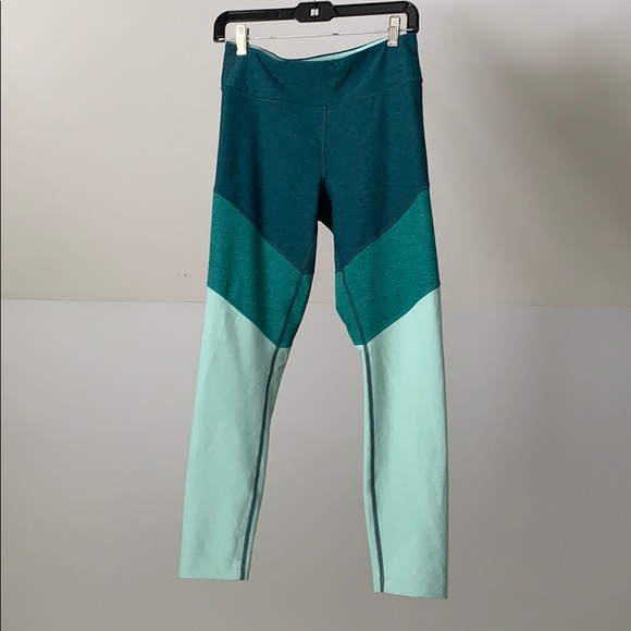 Outdoor Voices Pants - Outdoor Voices 7/8 Springs Leggings Medium Outdoor Voices Pants - Outdoor Voices 7/8 Springs Leggings Medium